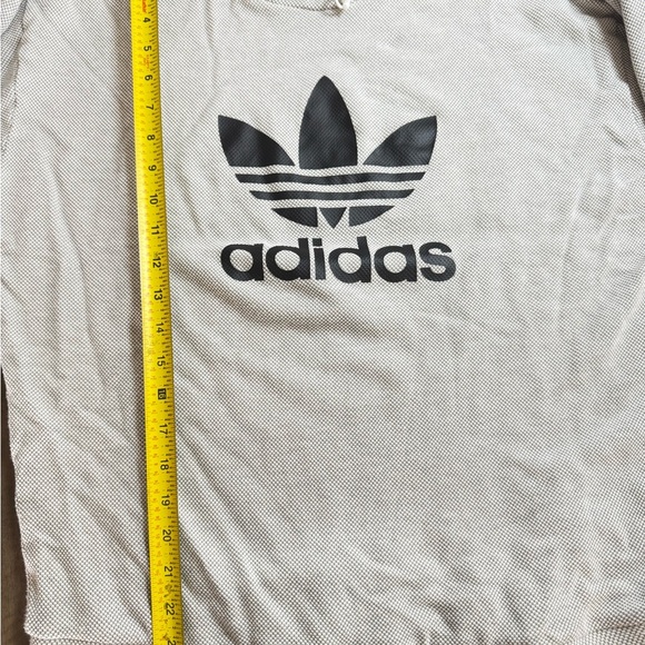 Adidas Women's Light Gray Logo Sweatshirt NWOT - Picture 5 of 10